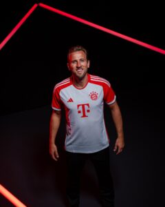 Read more about the article Bayern Completes Signing of Harry Kane from Tottenham